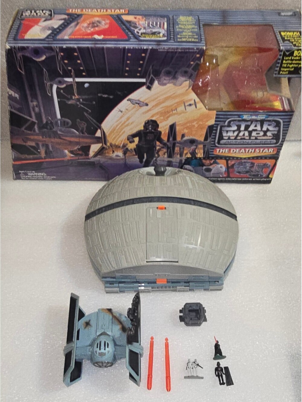 Vintage Star Wars Micro Machines Action Fleet The Death Star Playset 1995 OB